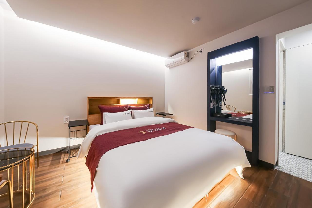 Hotel Yeogijoa Gwangju Metropolitan City ภายนอก รูปภาพ